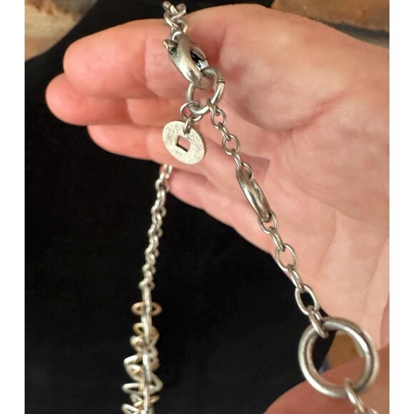 Vintage Karma Bella Mixed Metal Interlocking Circles Necklace - Elegant Two-Tone - Picture 10 of 10